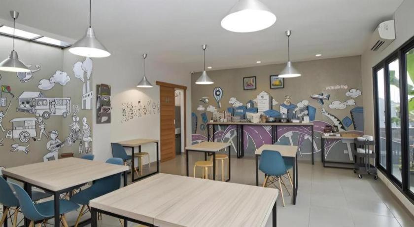 Casa Living Setiabudi Giacarta Esterno foto